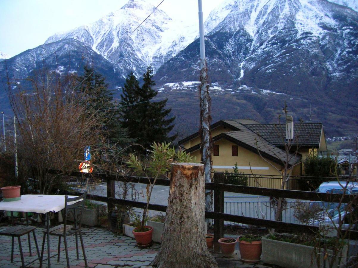 La Petite Maison Villa Aosta Dış mekan fotoğraf